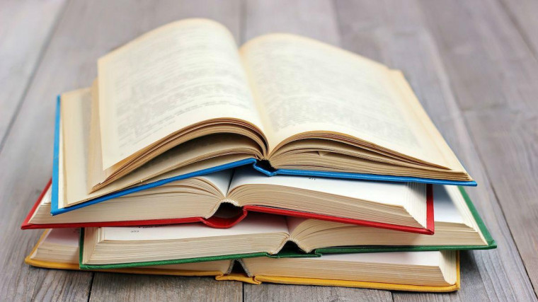Акция "Подари школе книгу".